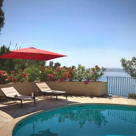Mont Des Oiseaux-piscine Vue 180° Sur Hotel Hyères